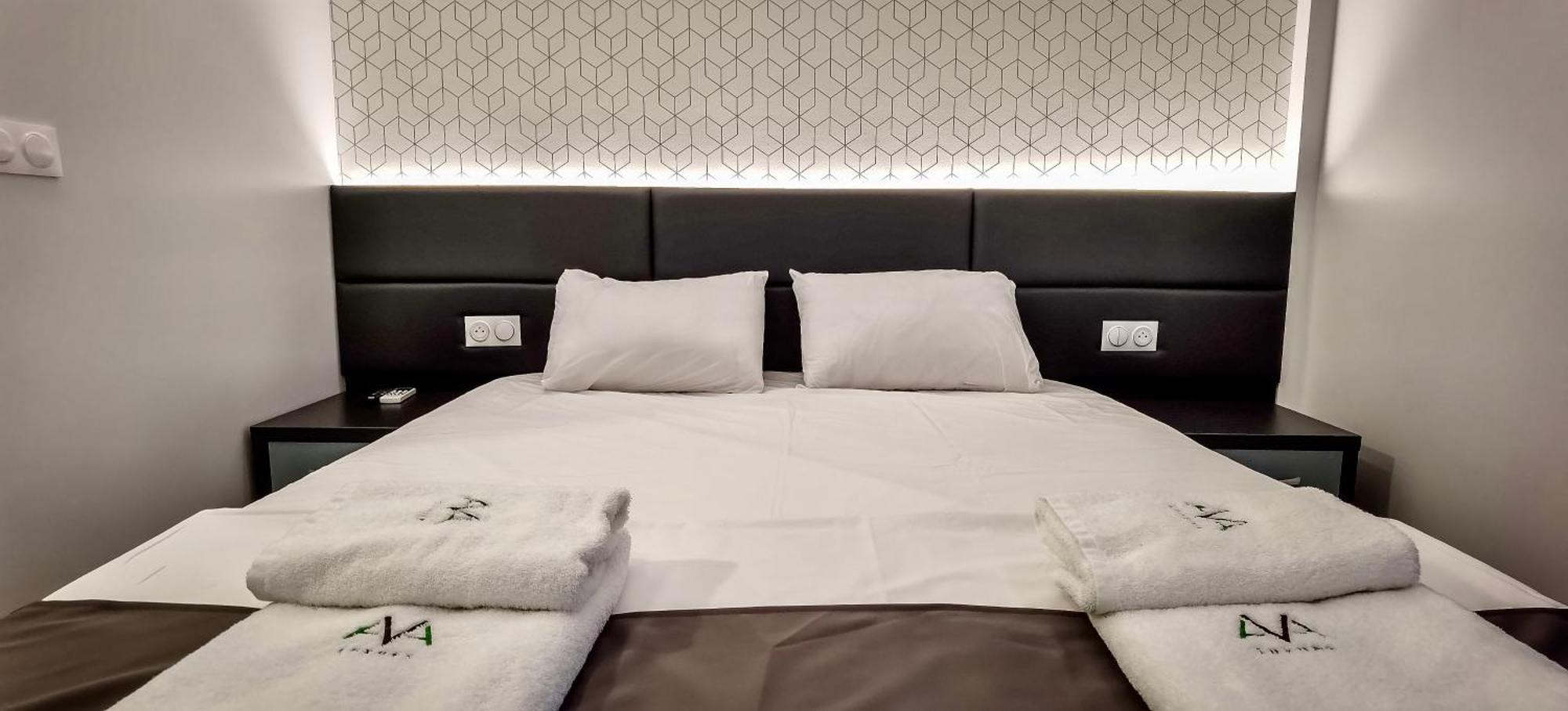 Ava Luxury